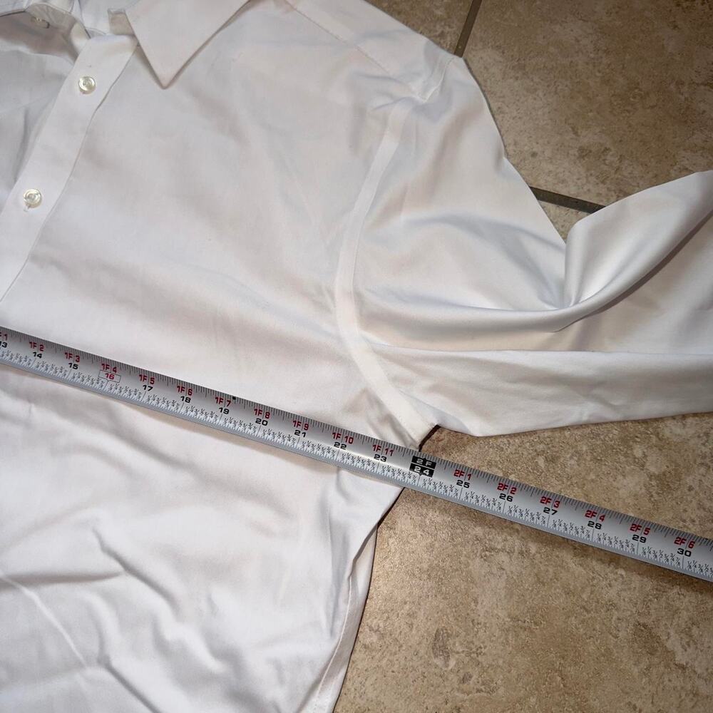 Untuckit Wrinkle Free Button Up Shirt - Size XL - Picture 4 of 4